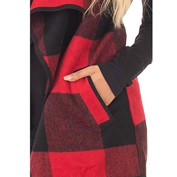 ‼️SOLD‼️Sleeveless Plaid Cardigan - Picture 5 of 6